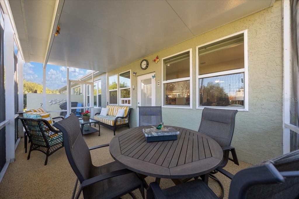 待售: $289,900 (2 贝兹, 2 浴室, 1556 平方英尺)