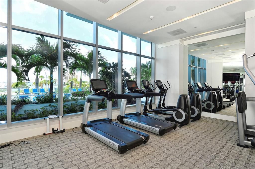 待售: $2,900,000 (2 贝兹, 2 浴室, 1920 平方英尺)