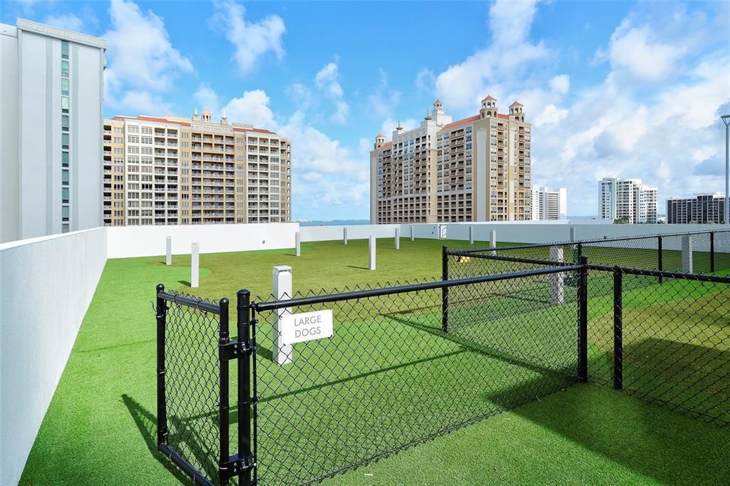 待售: $2,900,000 (2 贝兹, 2 浴室, 1920 平方英尺)