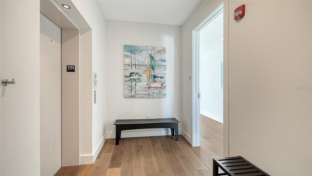 待售: $2,900,000 (2 贝兹, 2 浴室, 1920 平方英尺)