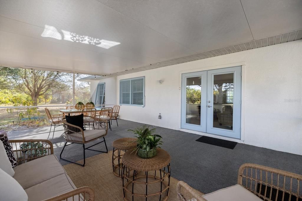 For Sale: $329,900 (4 beds, 2 baths, 1719 Square Feet)