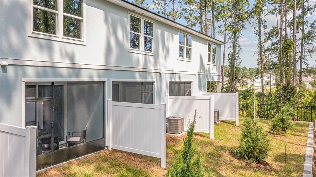 На продажу: $264,990 (2 спален, 2 ванн, 1109 Квадратных фут)