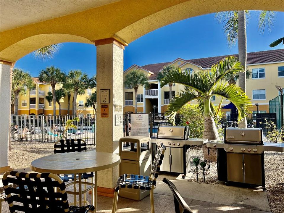 В аренду: $1,999 (2 спален, 2 ванн, 925 Квадратных фут)