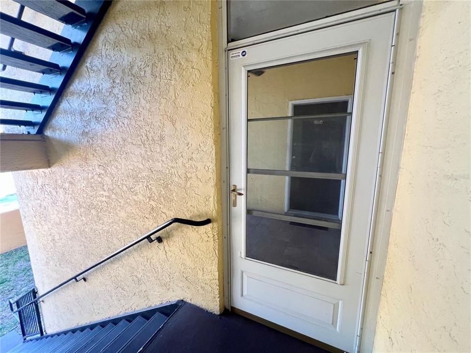 В аренду: $1,999 (2 спален, 2 ванн, 925 Квадратных фут)