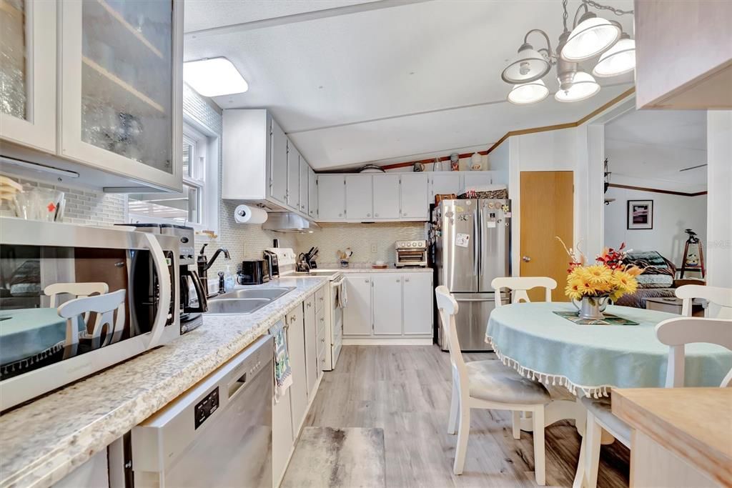 En Venta: $169,900 (2 camas, 2 baños, 1248 Pies cuadrados)