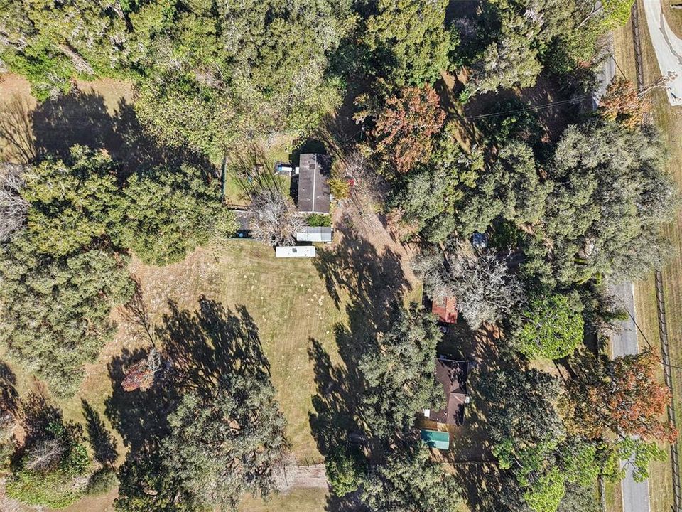 For Sale: $350,000 (6 beds, 4 baths, 2112 Square Feet)