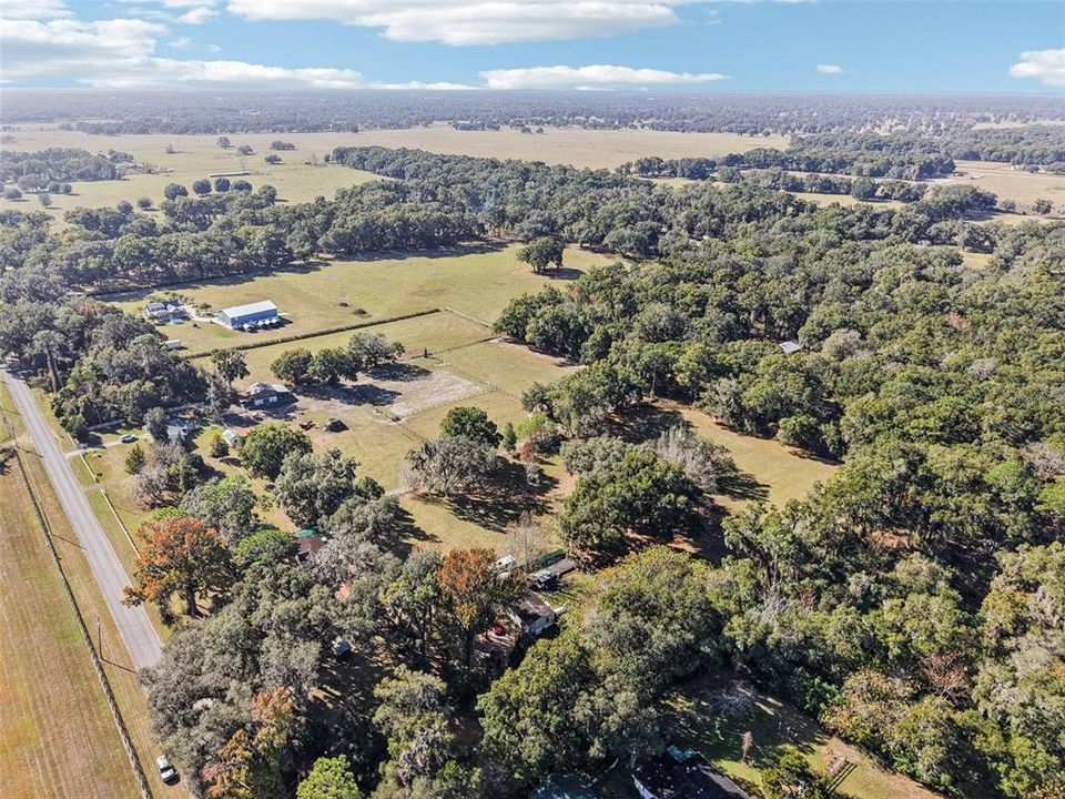 For Sale: $350,000 (6 beds, 4 baths, 2112 Square Feet)