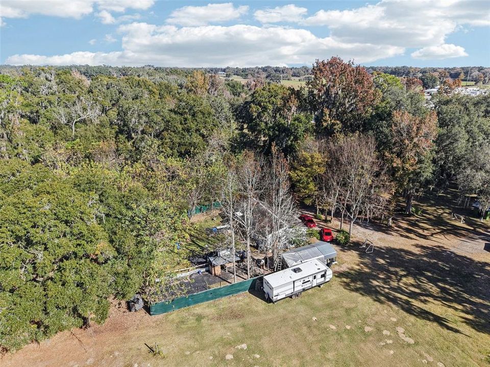 For Sale: $350,000 (6 beds, 4 baths, 2112 Square Feet)