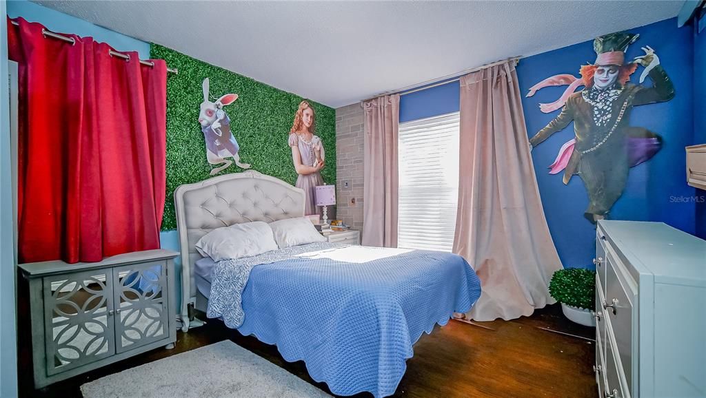 En Venta: $459,999 (4 camas, 2 baños, 1849 Pies cuadrados)