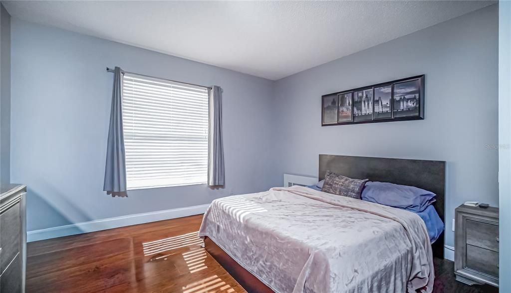 En Venta: $459,999 (4 camas, 2 baños, 1849 Pies cuadrados)