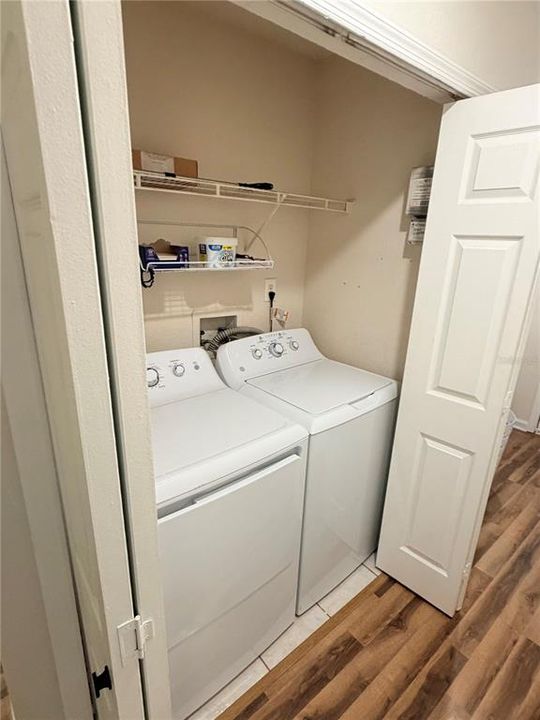 На продажу: $239,900 (2 спален, 2 ванн, 1146 Квадратных фут)