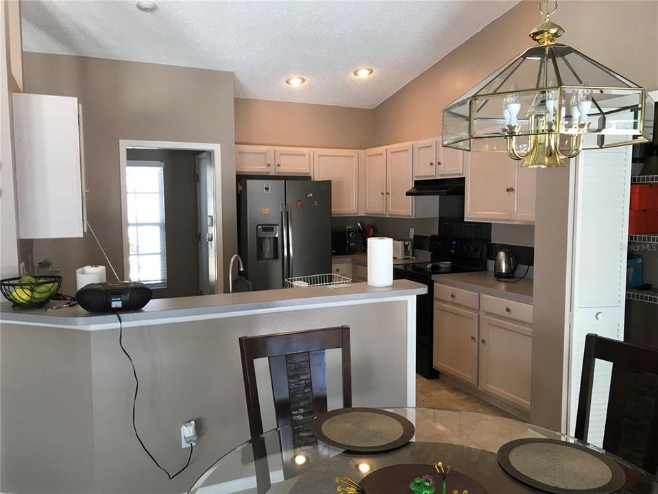 В аренду: $3,200 (3 спален, 2 ванн, 1453 Квадратных фут)