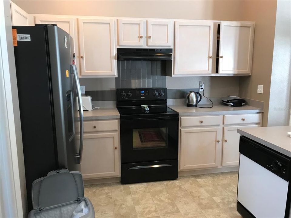 В аренду: $3,200 (3 спален, 2 ванн, 1453 Квадратных фут)