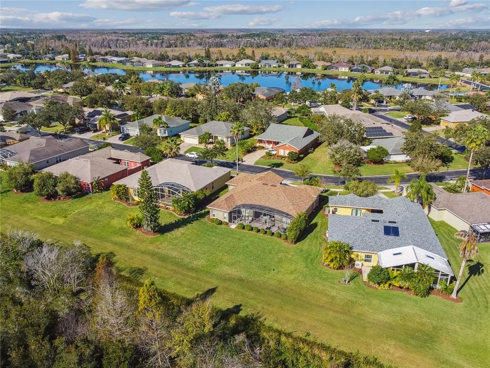 For Sale: $375,000 (2 beds, 2 baths, 2038 Square Feet)