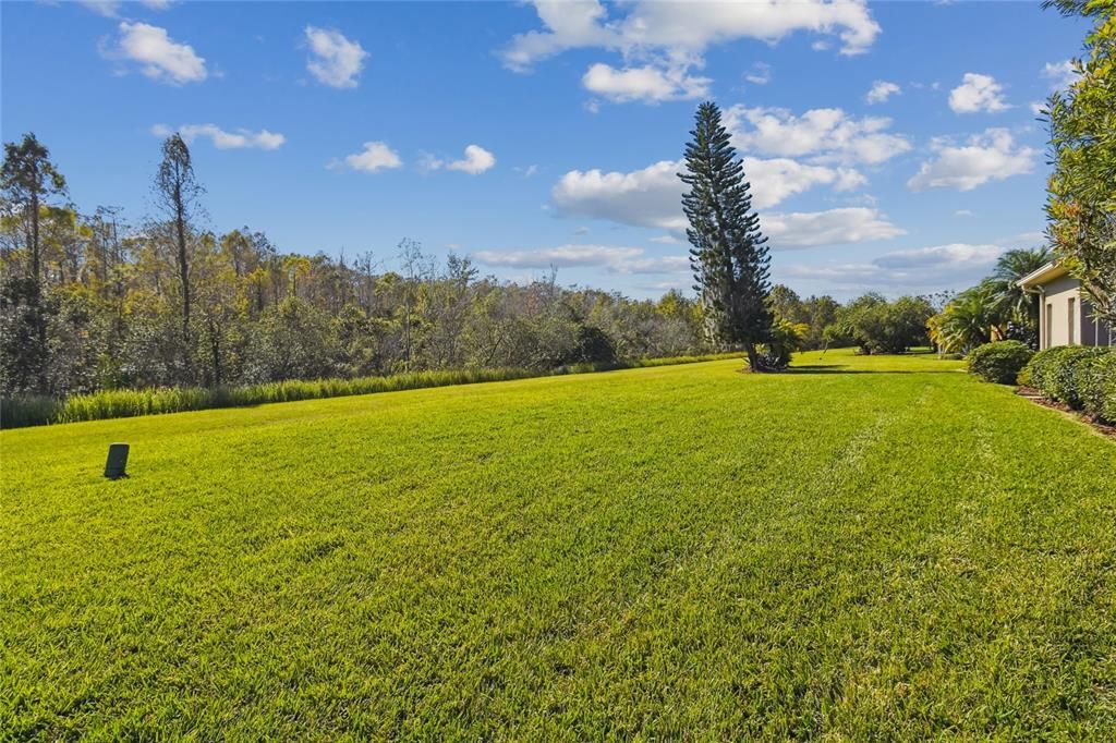 For Sale: $375,000 (2 beds, 2 baths, 2038 Square Feet)