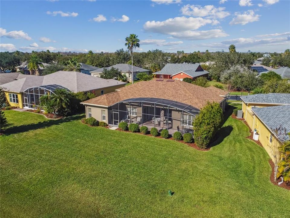 For Sale: $375,000 (2 beds, 2 baths, 2038 Square Feet)