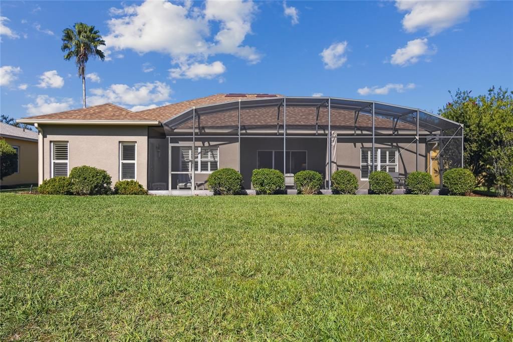 For Sale: $375,000 (2 beds, 2 baths, 2038 Square Feet)