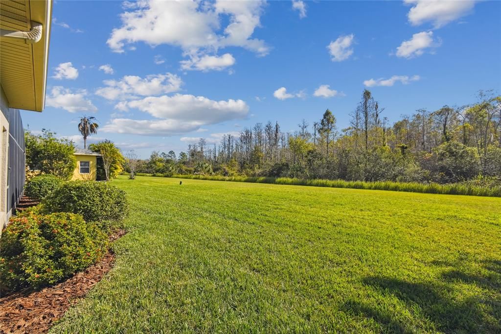 For Sale: $375,000 (2 beds, 2 baths, 2038 Square Feet)