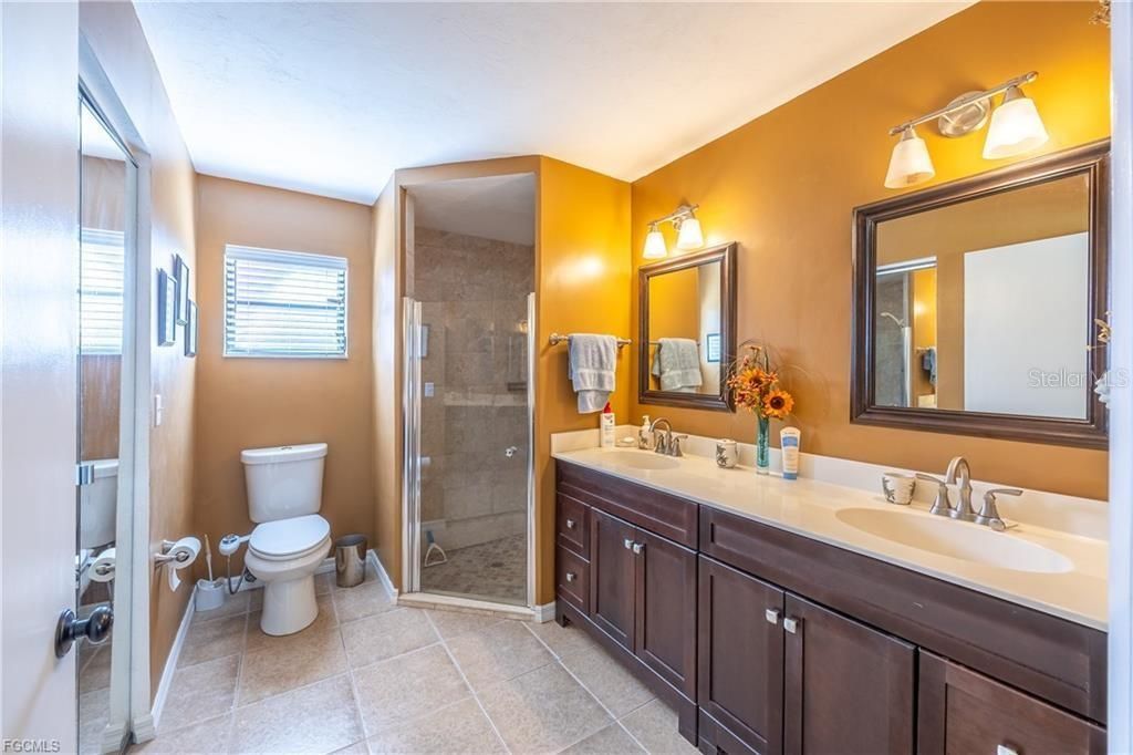 待售: $425,000 (3 贝兹, 2 浴室, 1578 平方英尺)