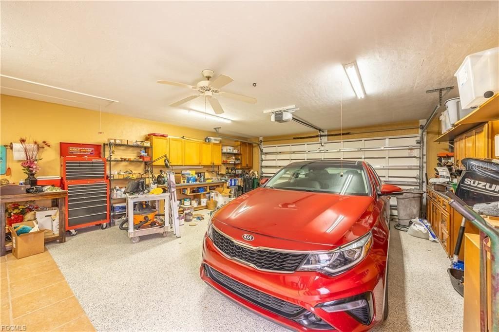 待售: $425,000 (3 贝兹, 2 浴室, 1578 平方英尺)