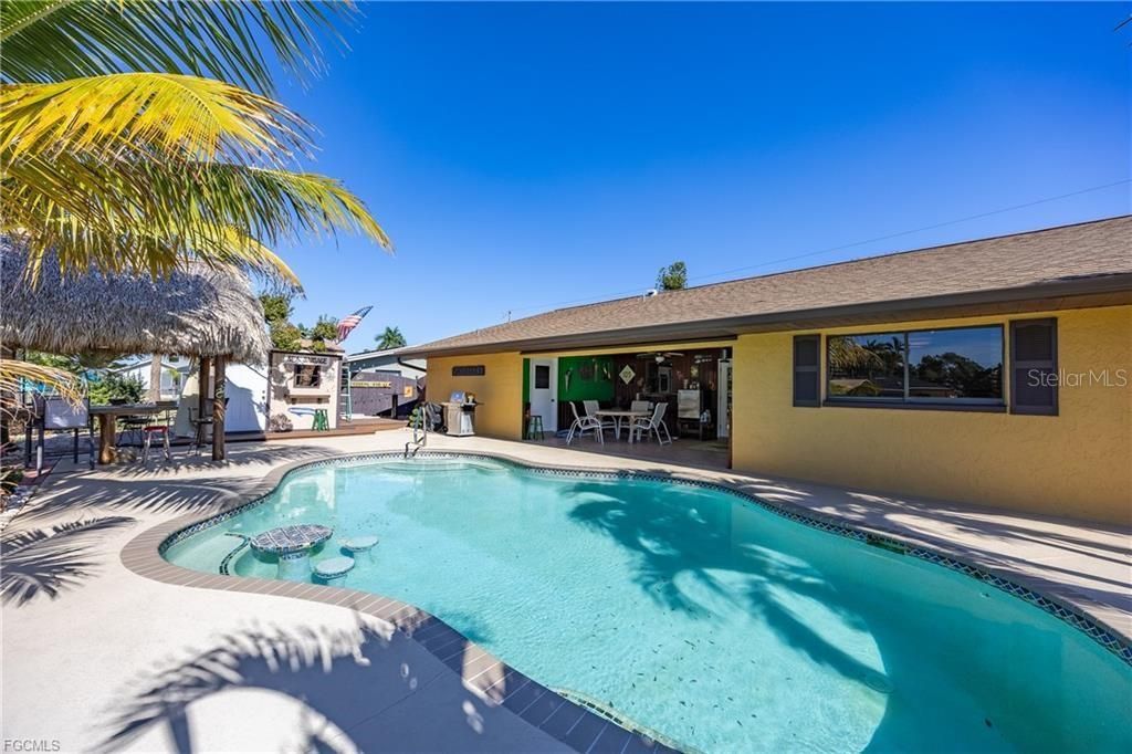 待售: $425,000 (3 贝兹, 2 浴室, 1578 平方英尺)