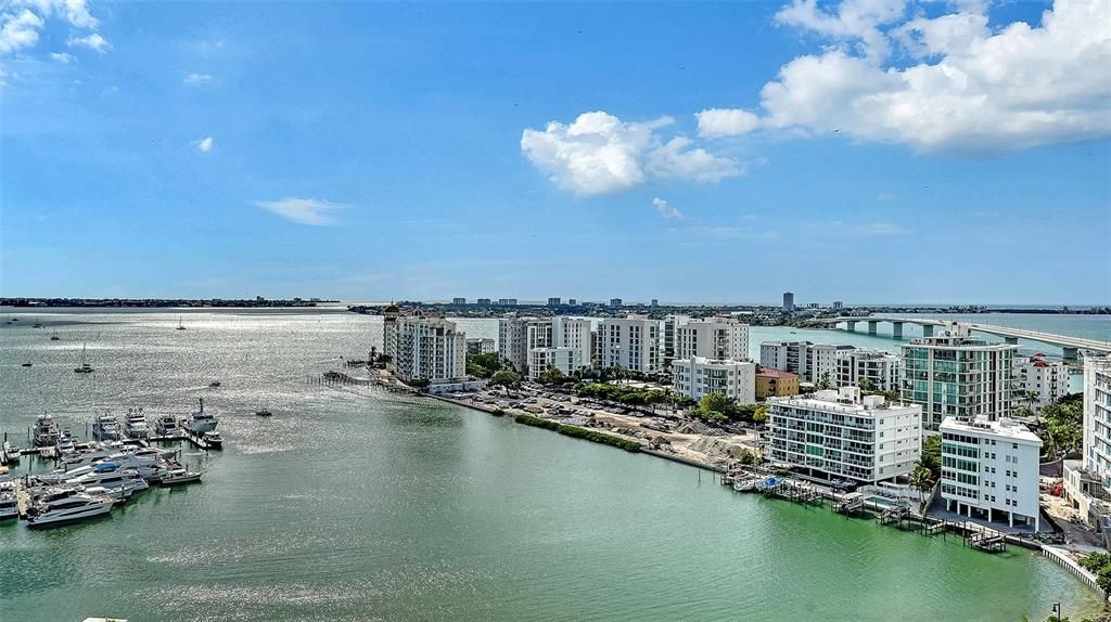 待售: $2,500,000 (2 贝兹, 2 浴室, 1770 平方英尺)