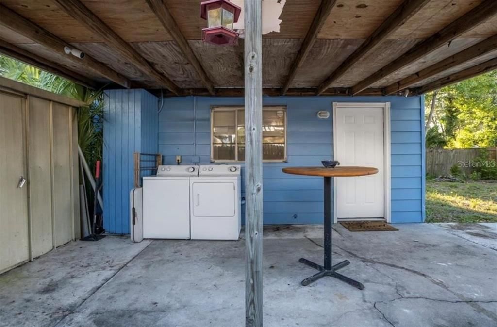 出租: $1,600 (1 贝兹, 1 浴室, 690 平方英尺)