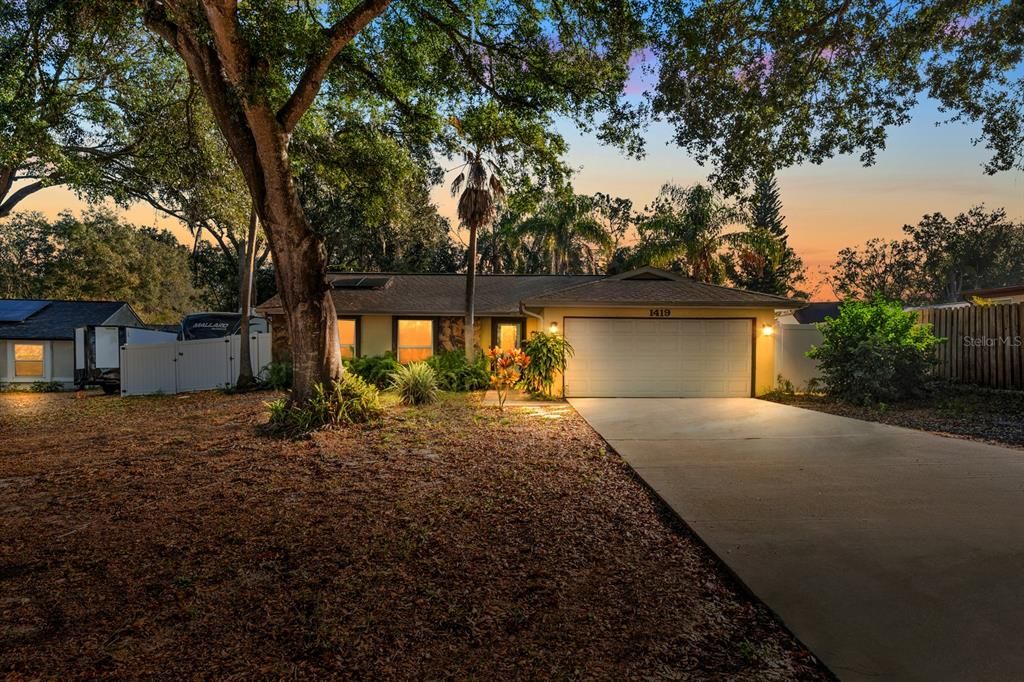 待售: $394,900 (3 贝兹, 2 浴室, 1570 平方英尺)