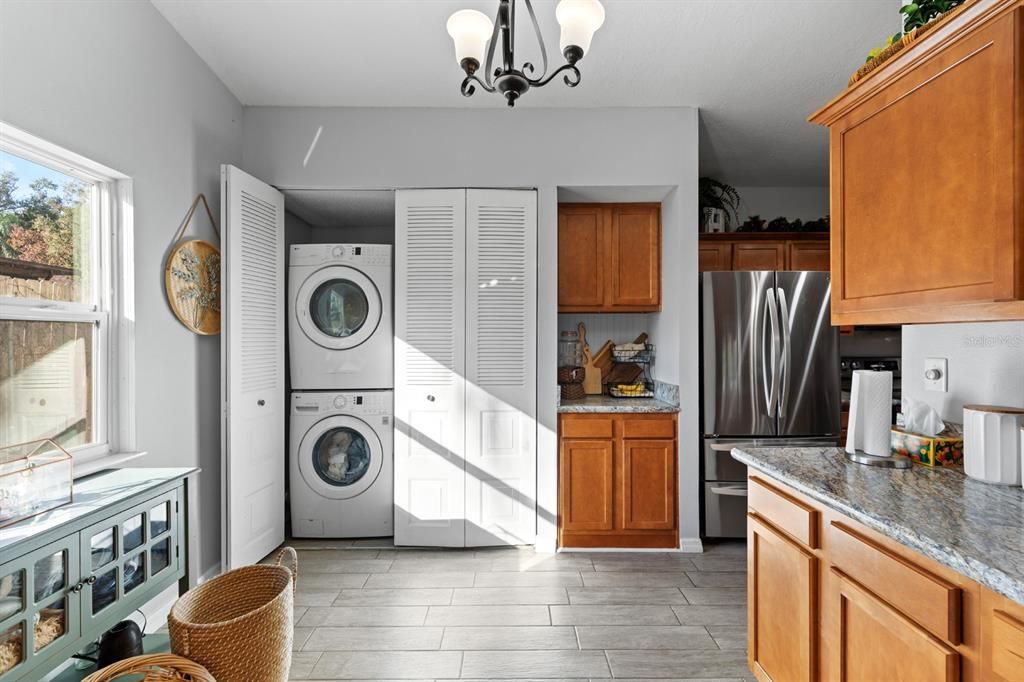 待售: $394,900 (3 贝兹, 2 浴室, 1570 平方英尺)