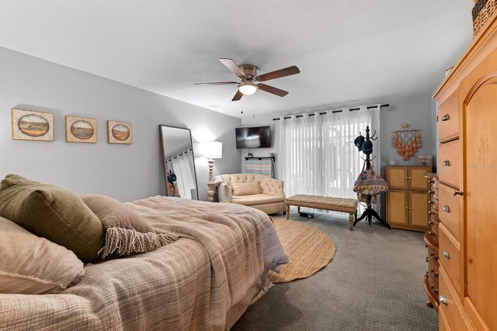 待售: $394,900 (3 贝兹, 2 浴室, 1570 平方英尺)