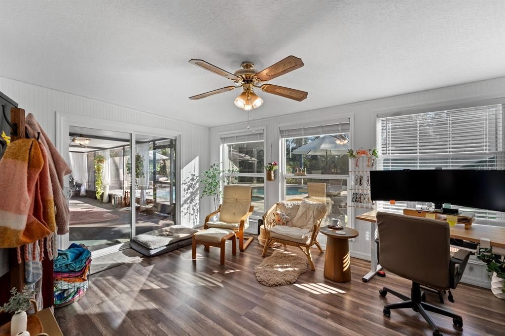 待售: $394,900 (3 贝兹, 2 浴室, 1570 平方英尺)