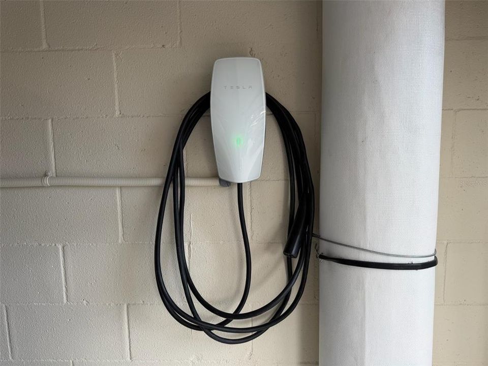 En Renta: $3,000 (4 camas, 2 baños, 1945 Pies cuadrados)