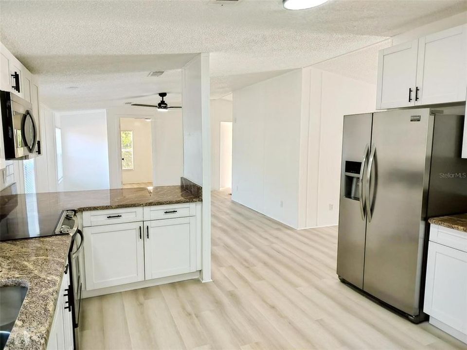 En Venta: $280,000 (4 camas, 2 baños, 1404 Pies cuadrados)