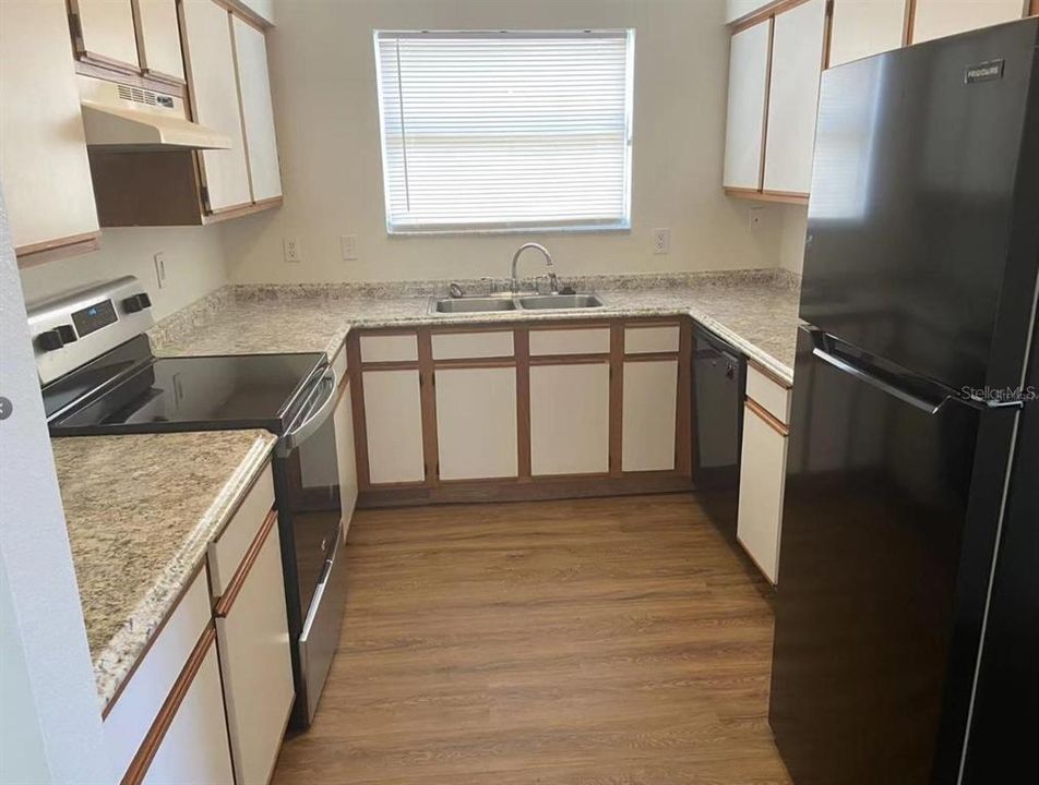 En Renta: $2,100 (3 camas, 2 baños, 1063 Pies cuadrados)