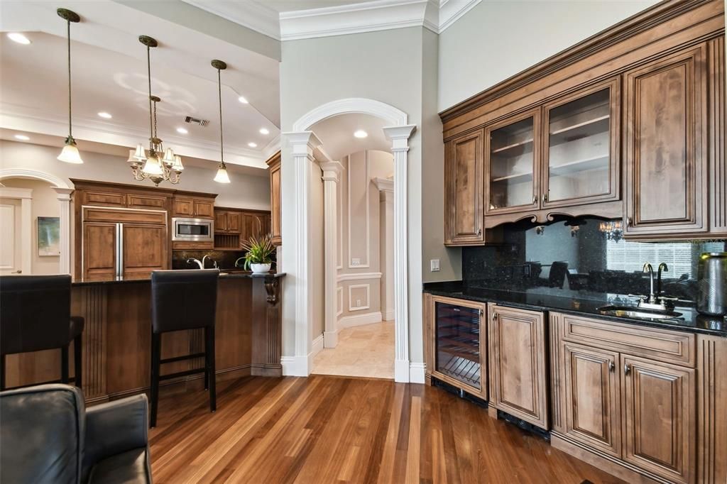 En Renta: $17,000 (6 camas, 7 baños, 6459 Pies cuadrados)