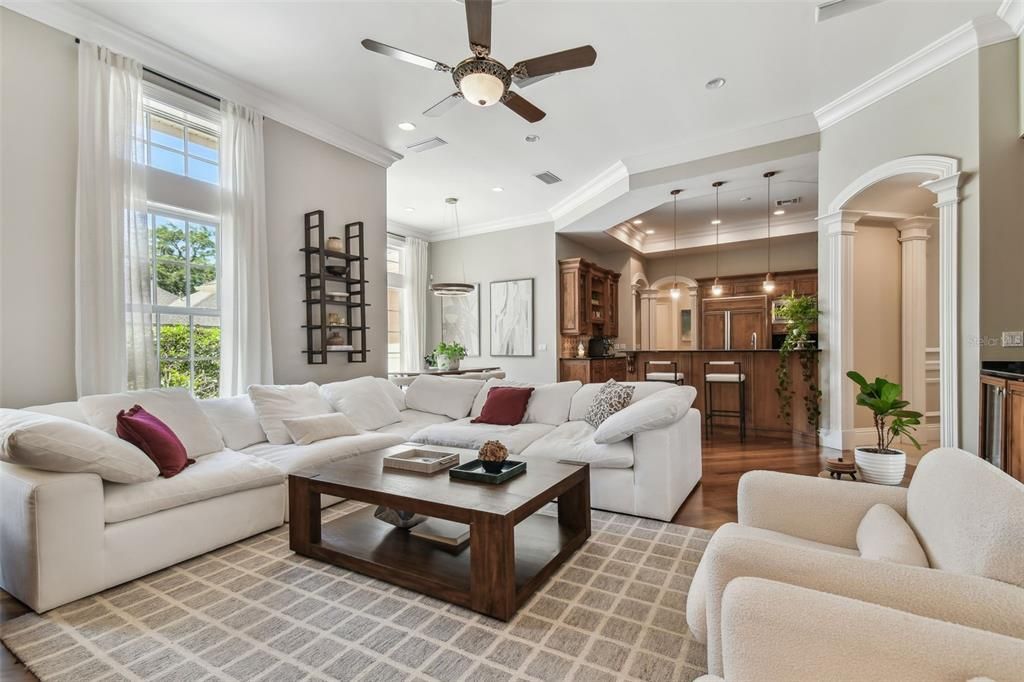 En Renta: $17,000 (6 camas, 7 baños, 6459 Pies cuadrados)