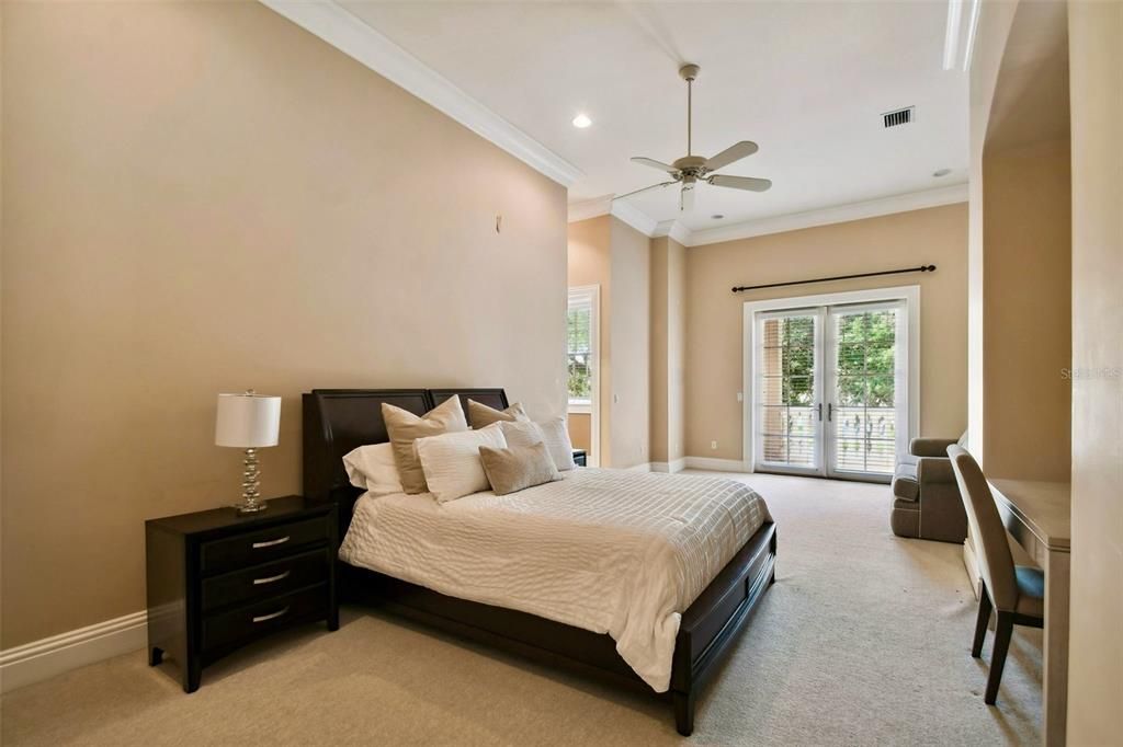 En Renta: $17,000 (6 camas, 7 baños, 6459 Pies cuadrados)