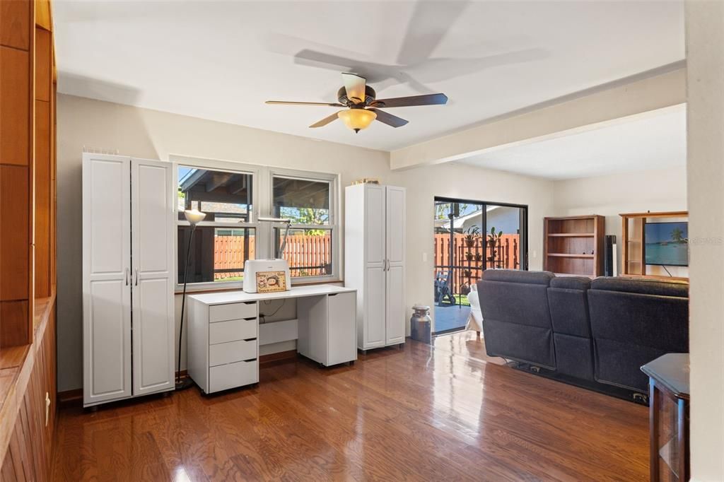 На продажу: $635,000 (4 спален, 3 ванн, 2442 Квадратных фут)