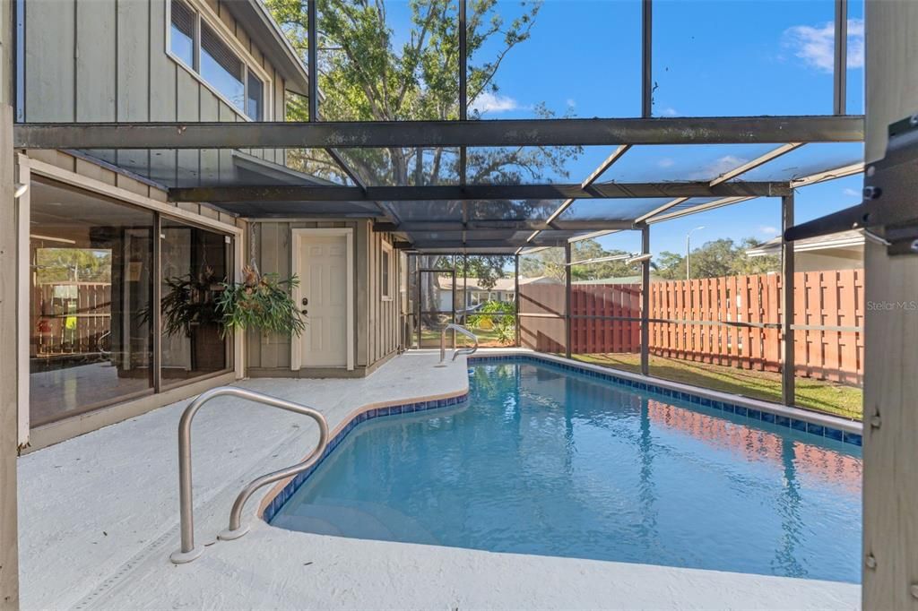 На продажу: $635,000 (4 спален, 3 ванн, 2442 Квадратных фут)