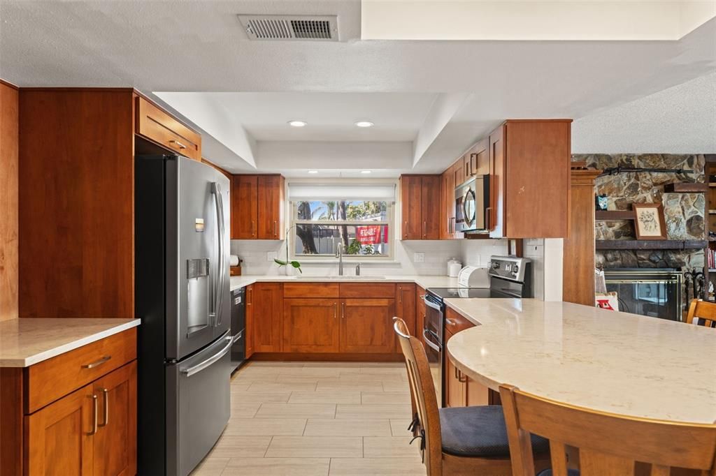 На продажу: $635,000 (4 спален, 3 ванн, 2442 Квадратных фут)