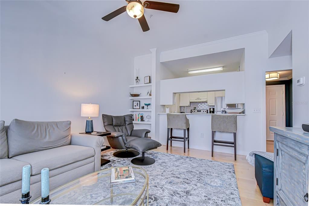 На продажу: $389,000 (1 спален, 1 ванн, 673 Квадратных фут)