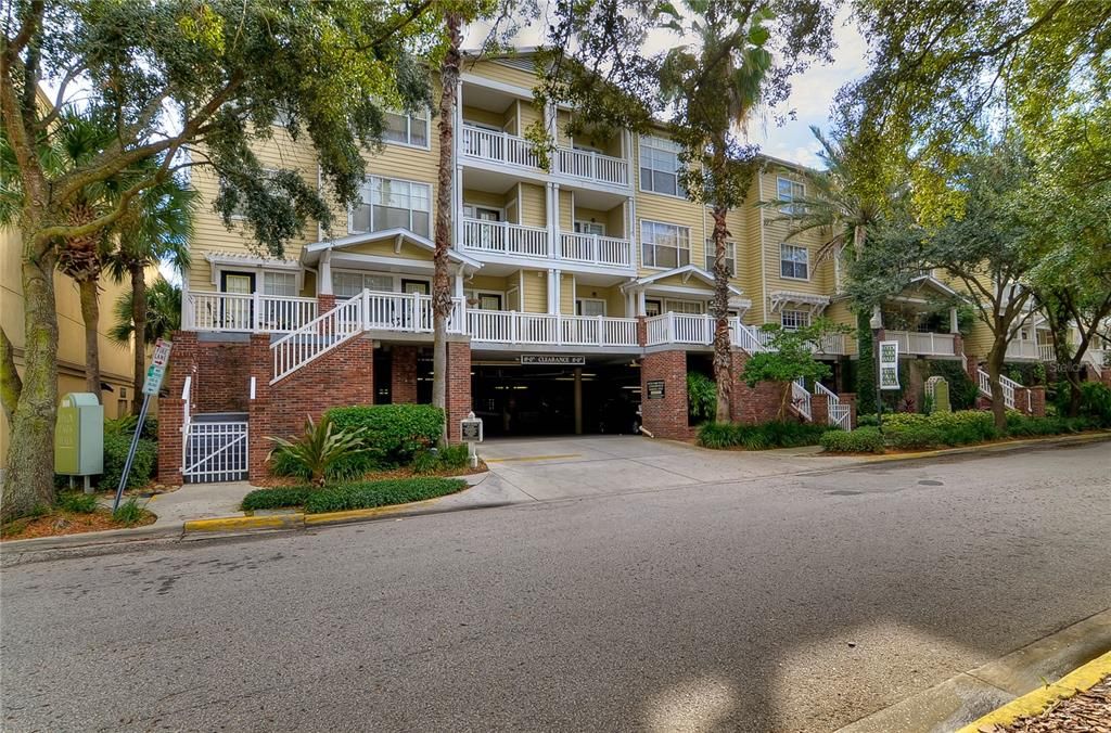 На продажу: $389,000 (1 спален, 1 ванн, 673 Квадратных фут)