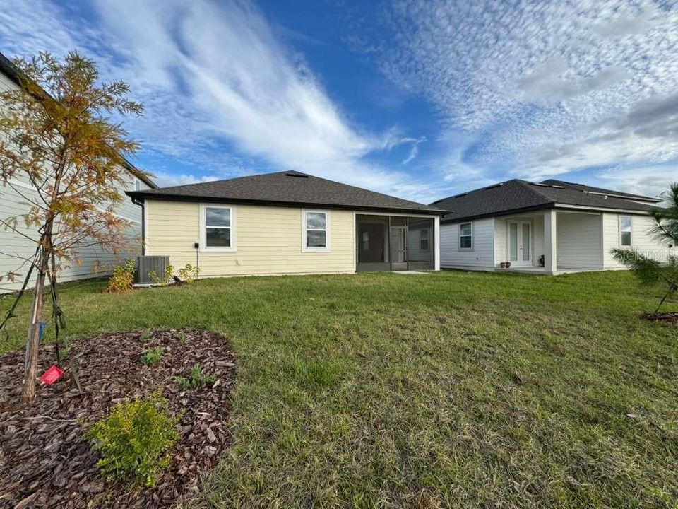 For Rent: $2,600 (3 beds, 2 baths, 1709 Square Feet)