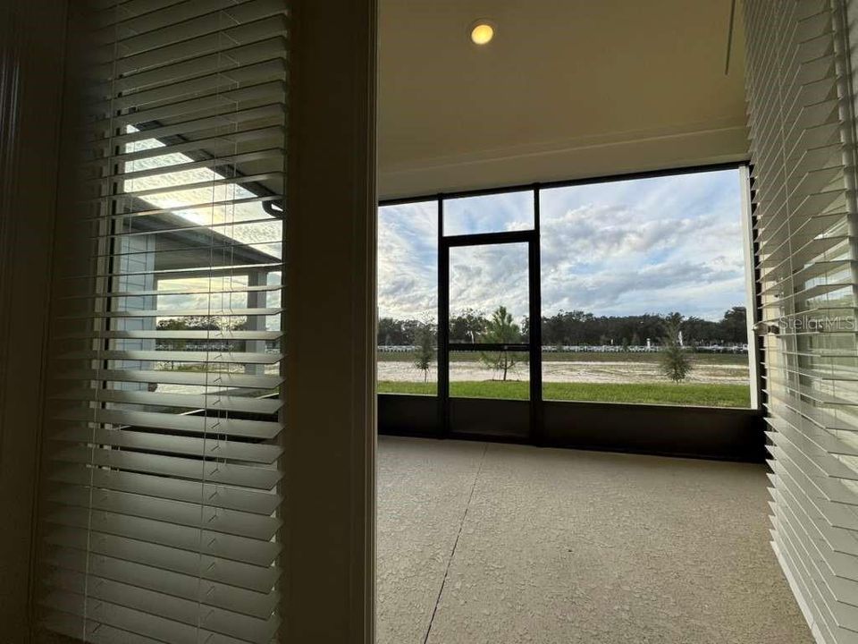 For Rent: $2,600 (3 beds, 2 baths, 1709 Square Feet)