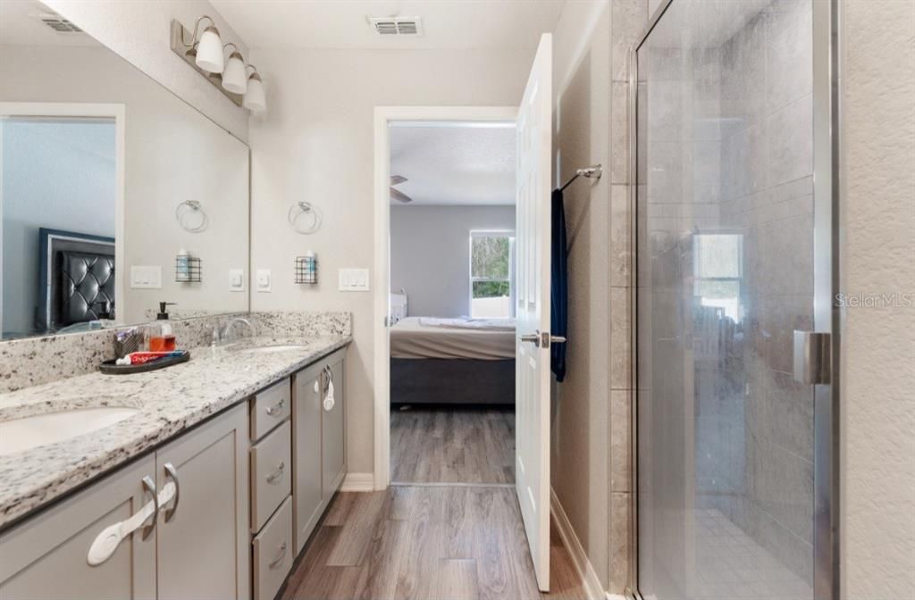 出租: $1,500 (3 贝兹, 2 浴室, 1482 平方英尺)