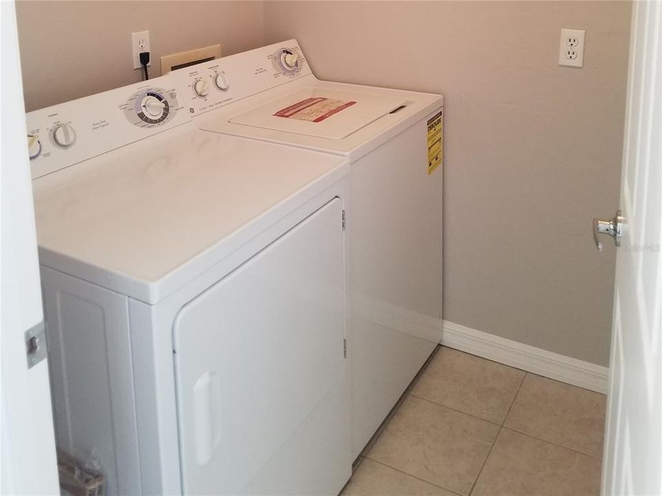 В аренду: $2,095 (3 спален, 2 ванн, 1508 Квадратных фут)