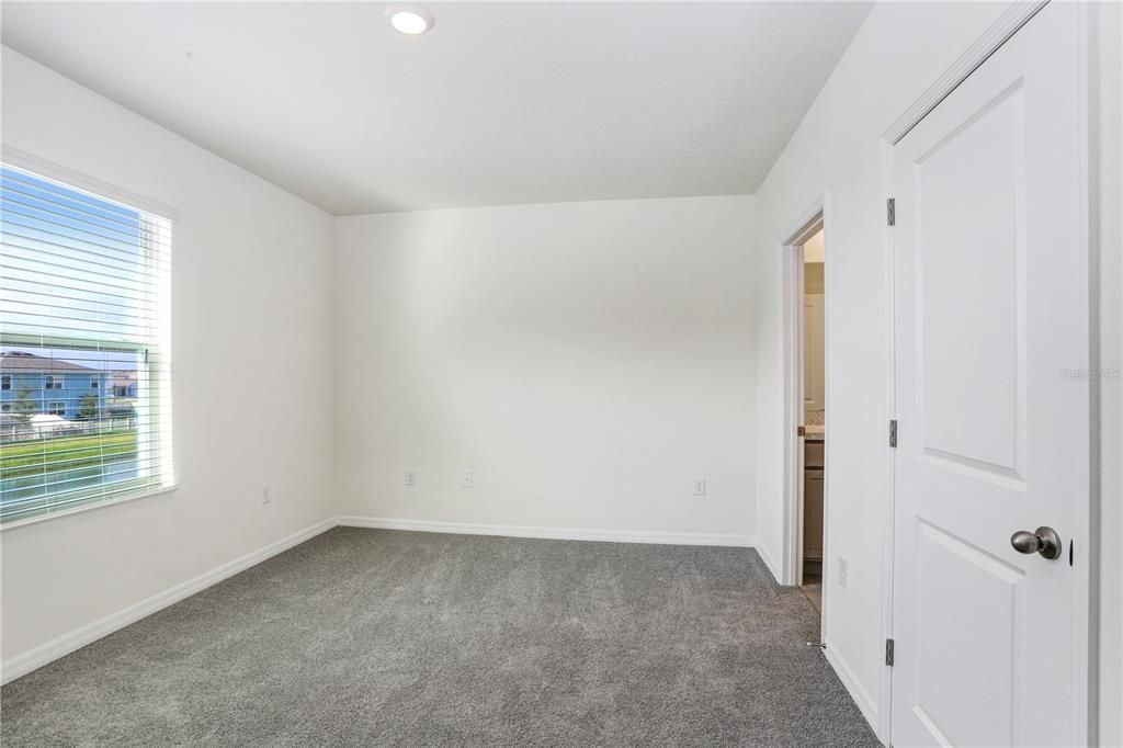 En Renta: $2,000 (3 camas, 2 baños, 1673 Pies cuadrados)