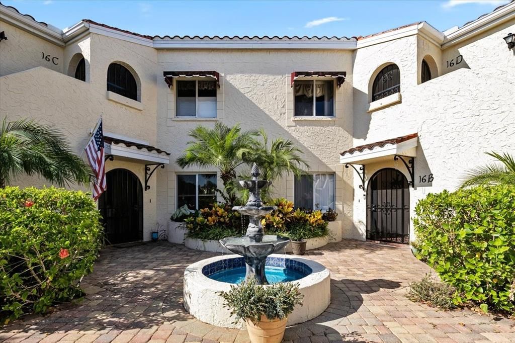 For Sale: $297,000 (3 beds, 2 baths, 1341 Square Feet)