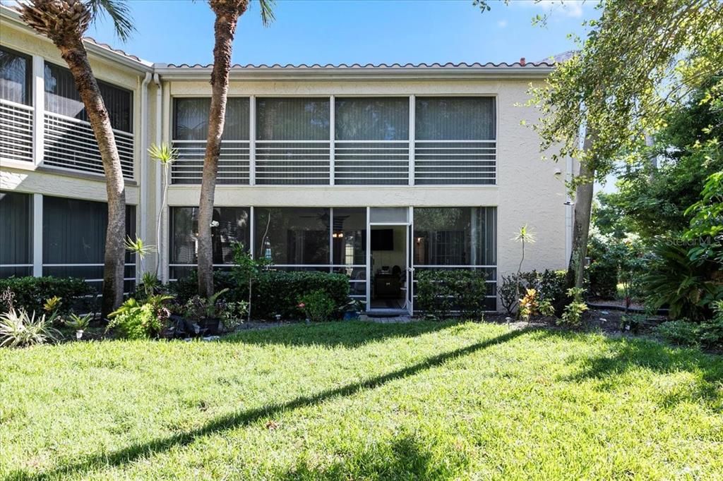 For Sale: $297,000 (3 beds, 2 baths, 1341 Square Feet)