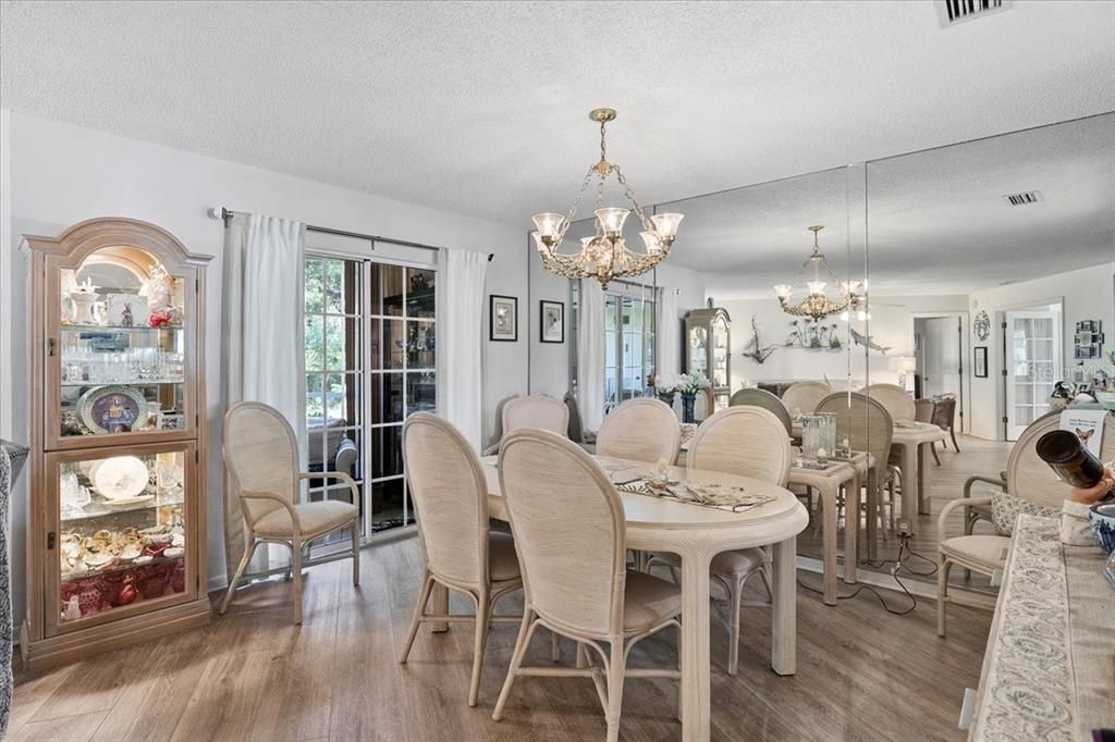 For Sale: $297,000 (3 beds, 2 baths, 1341 Square Feet)